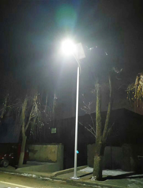 积石山县独山子太阳能路灯项目