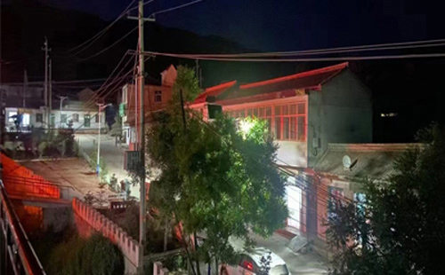 独山子太阳能路灯在暴雪天气下的应对策略 独山子太阳能路灯在暴雪天气下的应对策略