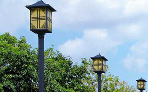 独山子庭院灯安装间距与布灯设计全解析