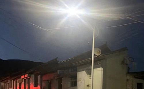 农村院子里最适合的独山子太阳能路灯亮度与安装要点